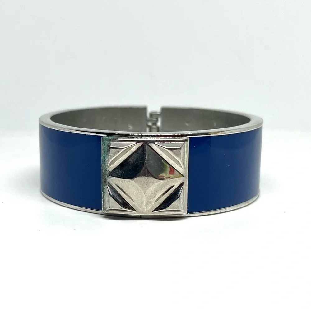 Vince Camuto Signed Hinged Bracelet